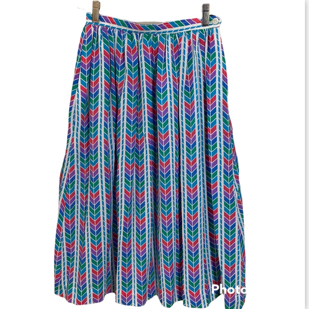 Vintage Evan Picone Multicolour Chevron Pattern Pleated Skirt Size 8